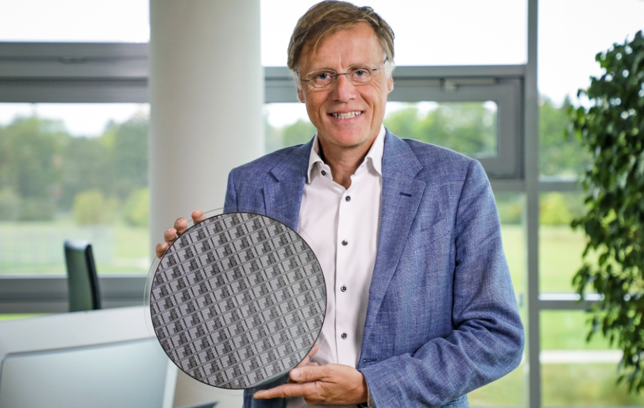 Infineon predstavuje prvý 300 mm Power GaN Wafer na svete